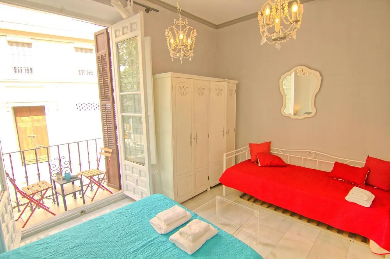 Low Cost Rooms Teatro Málaga Habitación en casa particular